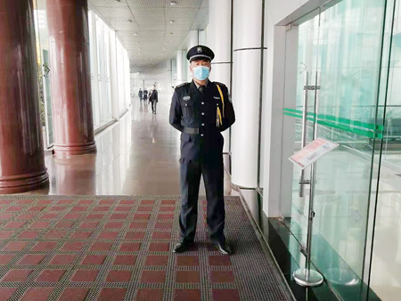 门卫服务